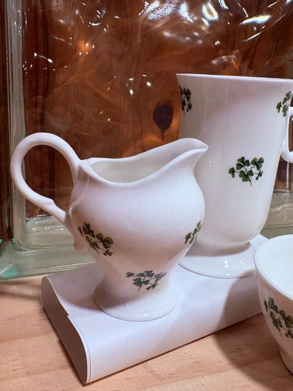 Royal Tara Shamrock - Fine Bone China - Ireland 4 Pc Creamer, Sugar, and Mugs